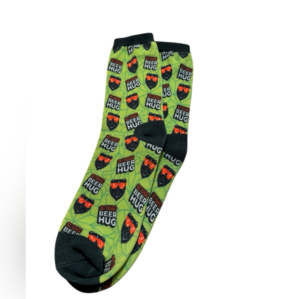 Beer Hug Big Mango Green Socks. NWT